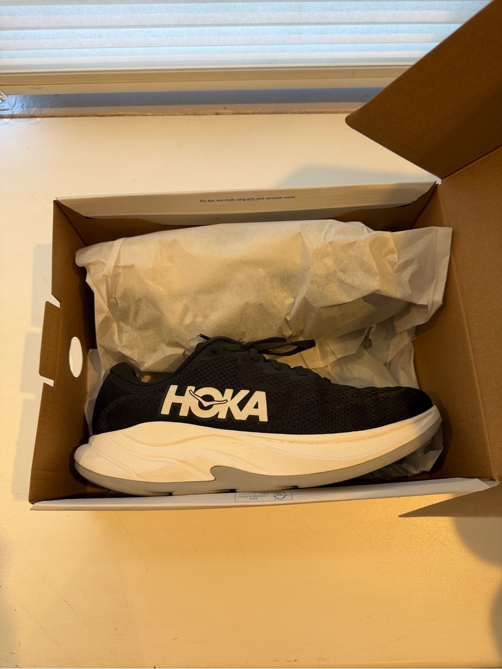 Hoka One One Rincon 4 Black and White Running Shoes Women’s 10.5 - Picture 12 of 12
